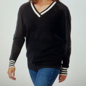 🆕SMARTWOOL V-neck Lightweight Sweater sz S